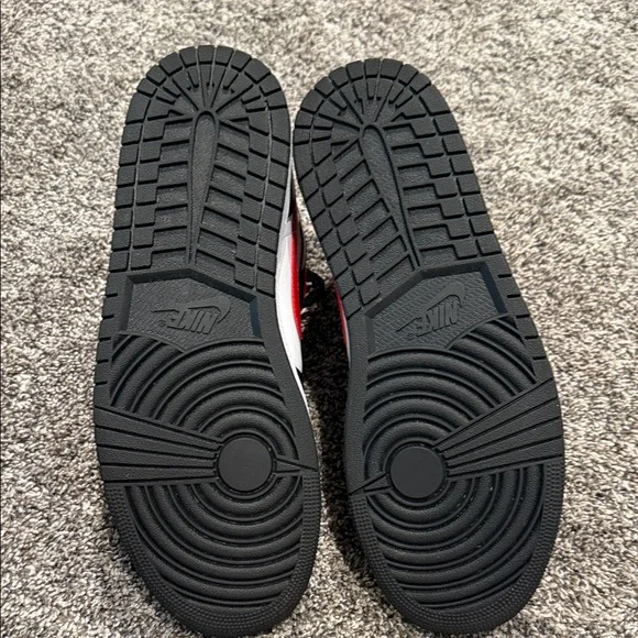 Jordan Men's Black, Red, and White Sneakers - Picture 5 of 5